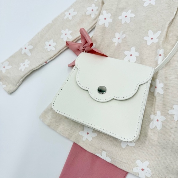 NWT MAX STUDIO kids Girl’s Floral Beige Top & Pink Leggings Set w/ White Bag 4T - Picture 2 of 10